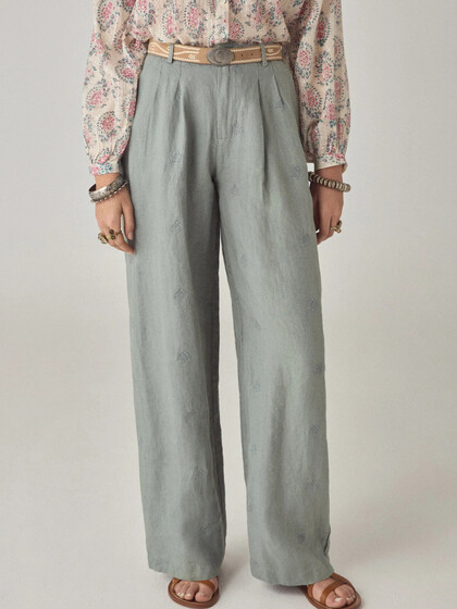 MAISON HOTEL BUKS, OTTO MAIDEN