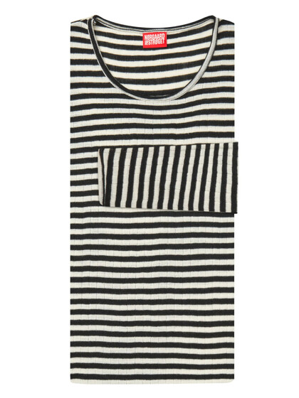 NØRGAARD PÅ STRØGET T-SHIRT, 101 BLACK/ECRU ULD