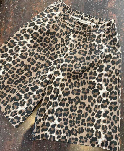 AMAZE CPH SHORTS, SAGA LEO