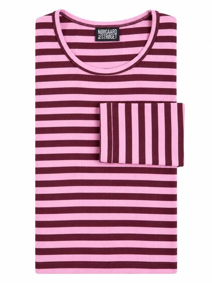 NØRGAARD PÅ T-SHIRT, 101 BROADWAY AUBERGINE/PINK