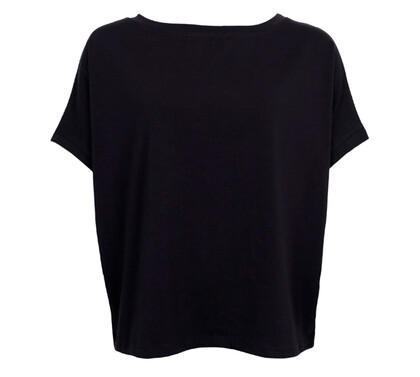 BLACK COLOUR T-SHIRT, MAY LOOSE BLACK