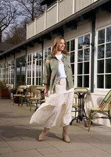 MARTA JAKKE, 8122 MILITARY