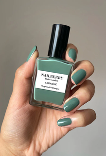 NAILBERRY NEGLELAK, MINT
