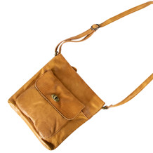 RE: DESIGNED TASKE, KAY URBAN TAN