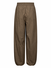 CO' COUTURE BUKS, ALINA PULL-ON BROWN