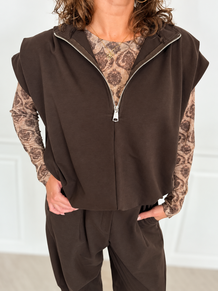 MARTA VEST, 56838 MORO