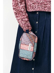 LOLLYS LAUNDRY MAKE UP TASKE, CAVE MULTI