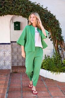 BLACK COLOUR BUKS, ALLY GREEN