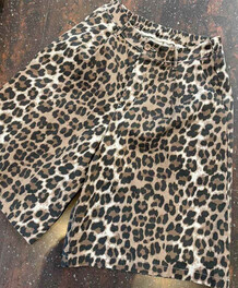 AMAZE CPH SHORTS, SAGA LEO