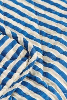 IB LAURSEN VATTÆPPE, 07923-13 QUILT HVID BLÅ STRIB