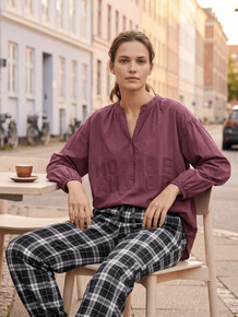 AMAZE CPH BUKS, EMMA ASH