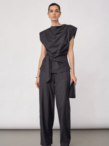 CO' COUTURE TOP, ELORA CHECK PLEAT DARK GREY