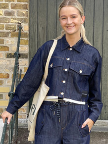 HAUTE L´AMITIÉ SKJORTEJAKKE, CARGO CROP DARK DENIM