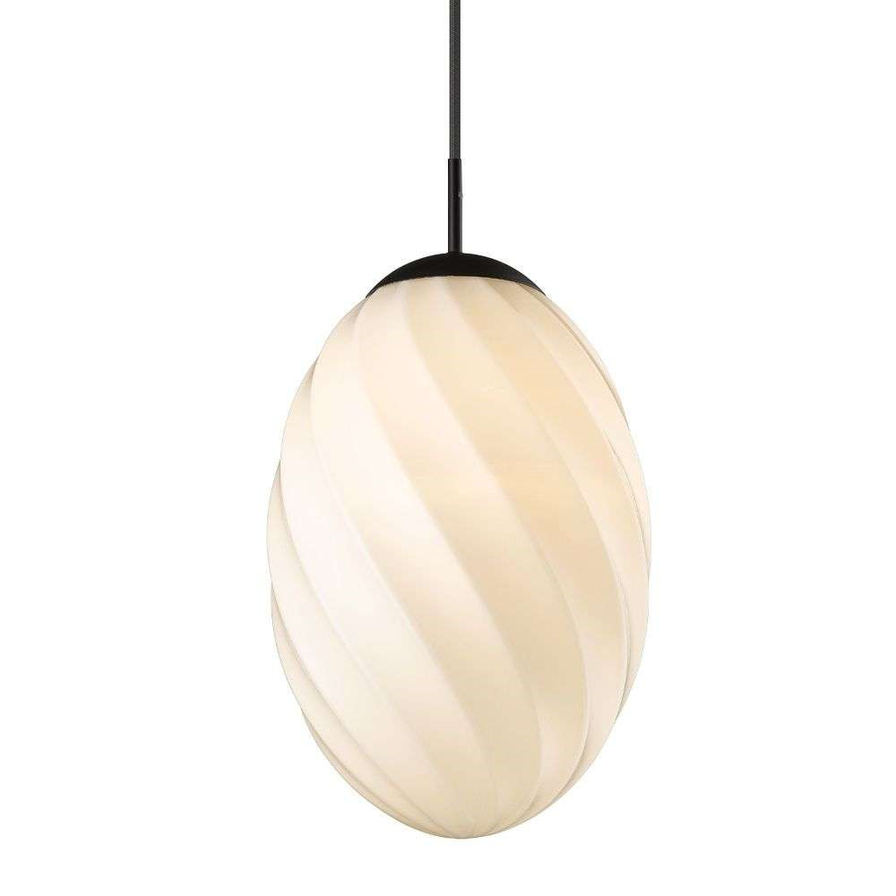 Halo Design - Twist Egg Hanglamp Ø25 Opal/Black Halo Design