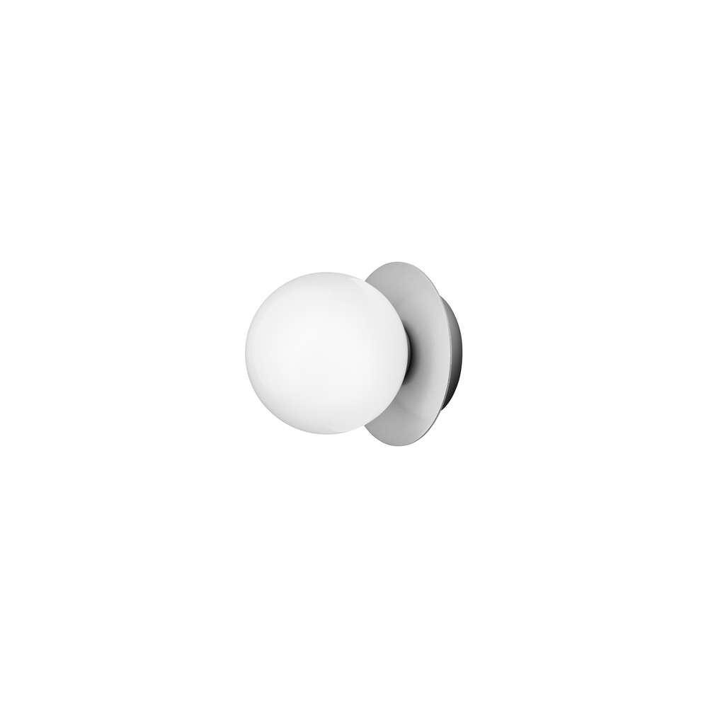 Nuura - Liila 1 Small Wand-/Plafondlamp IP44 Light Silver/Opal Nuura
