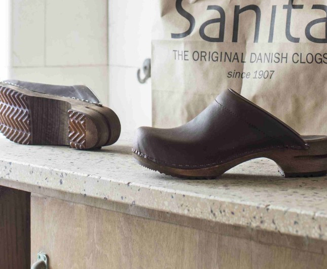 sanita danish clogs