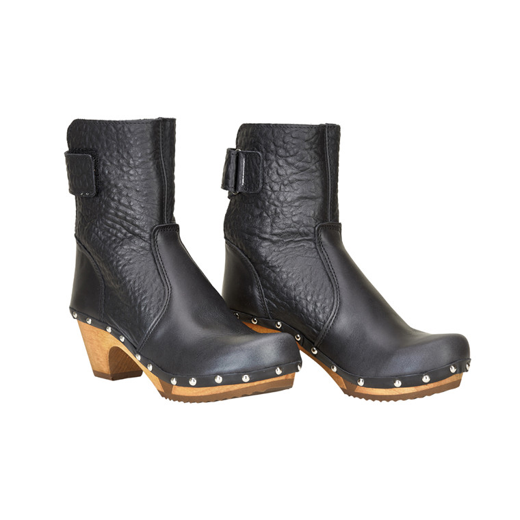 sanita stiefel sale