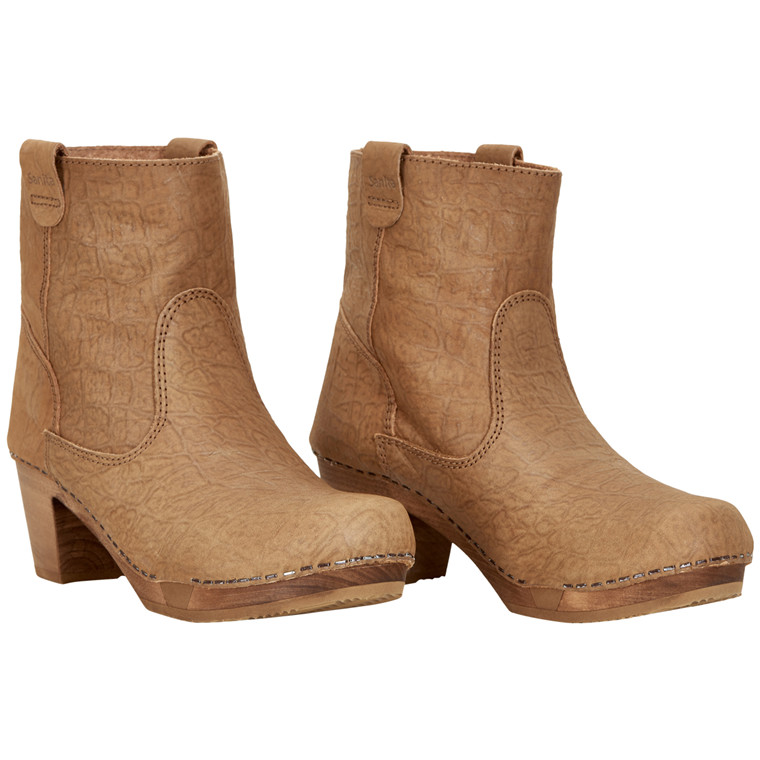 sanita stiefel sale