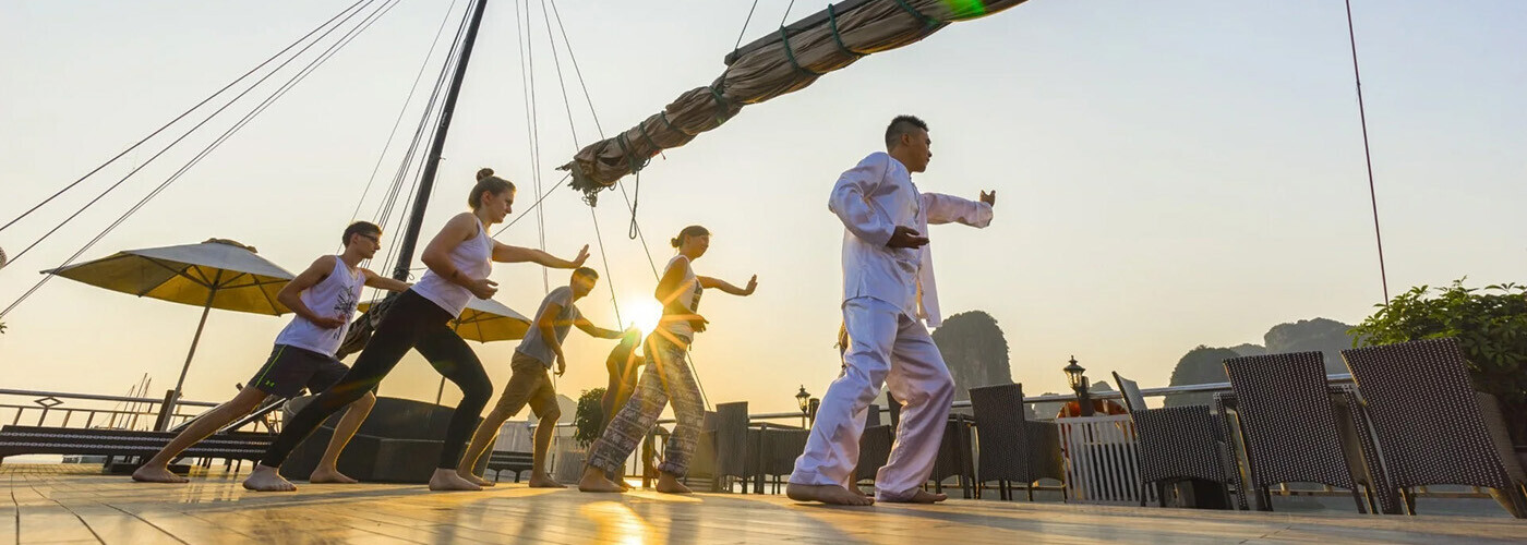 Taichi øvelser på dækket