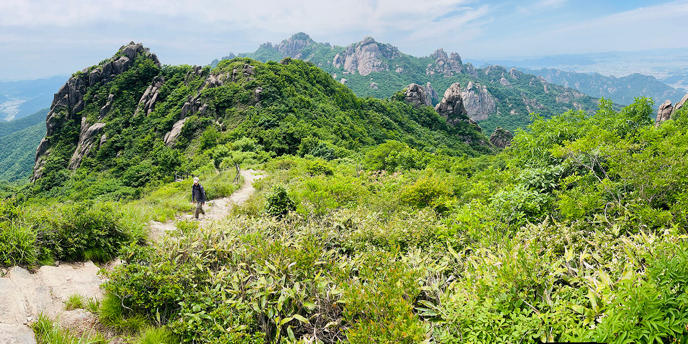 Vandring på Mt. Wolchulsan i Sydkoreas mindste Nationalpark