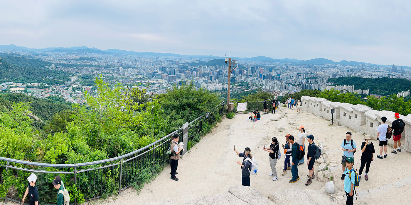 Vandring ved Ingwansan i Seoul