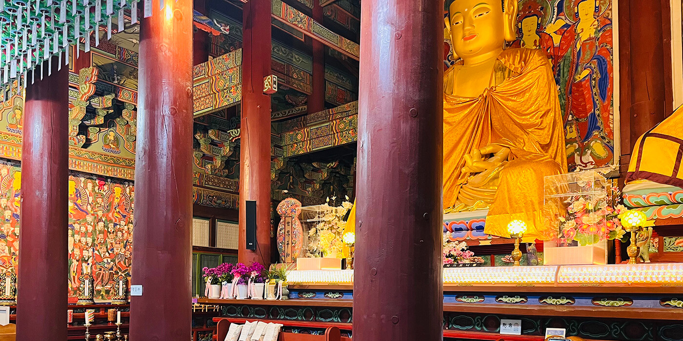 Bøn i tempel