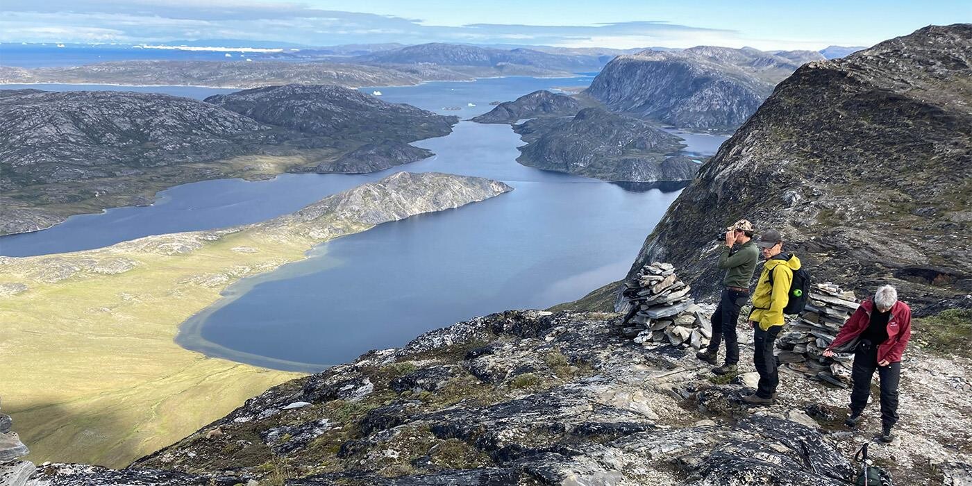 Vandretur og kulturoplevelser i Qasigiannguit området.