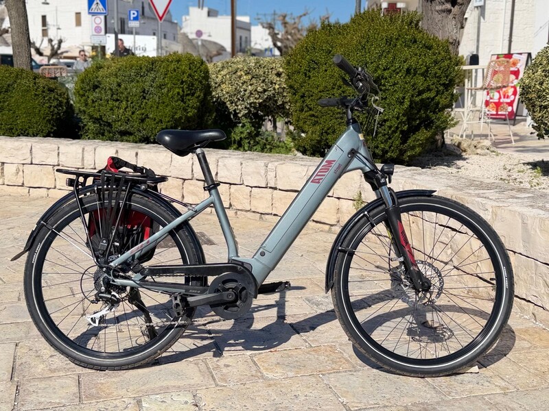 E-bike_BH_Atom_Street_(1)