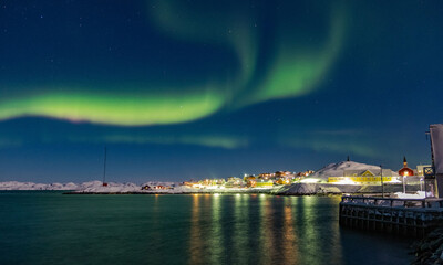 Nordlys med bil i Nuuk