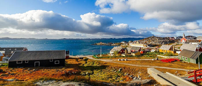 Stien ned til kolonihavnen fra Nuuk C