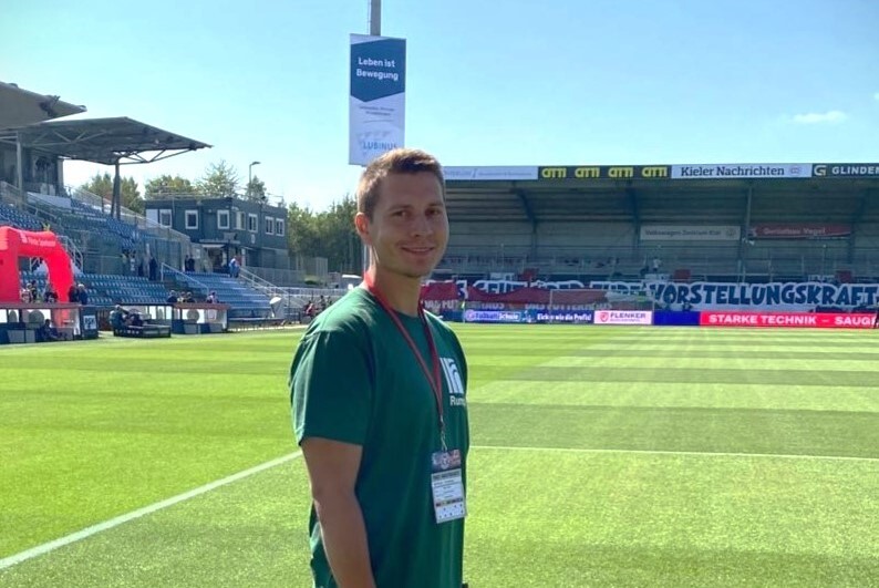 groundsmanBREDN_