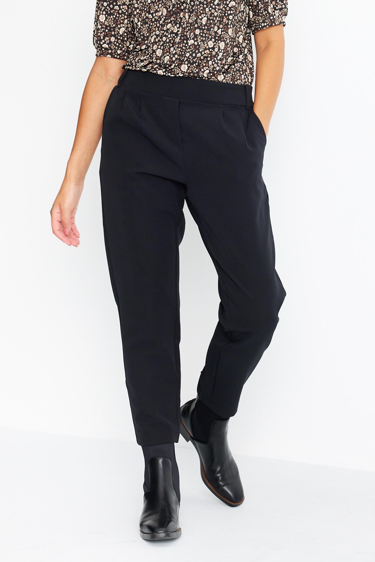 Billede af IN FRONT LEA PANT 15216 999 (Black 999, M)