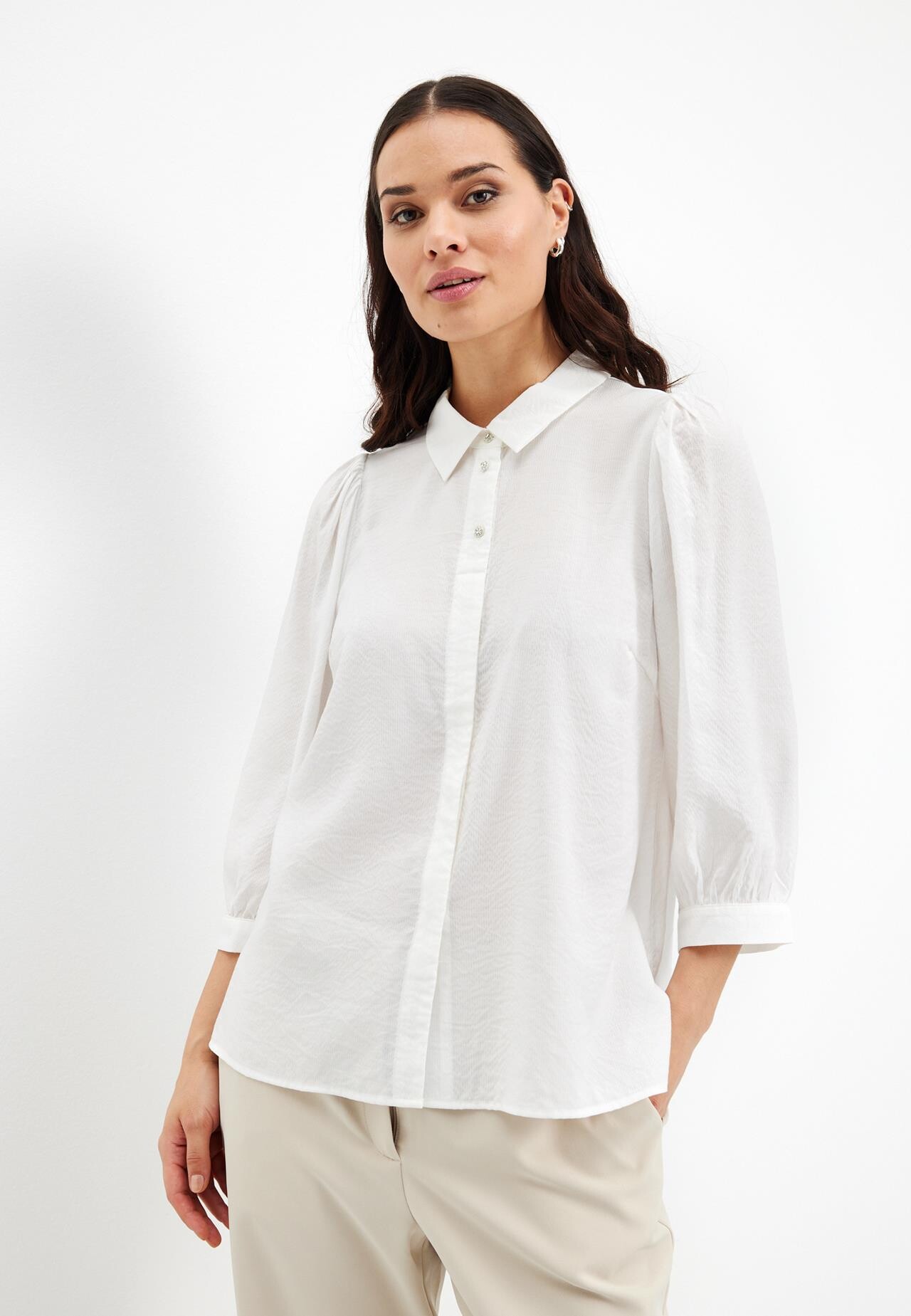 Front Viky Shirt 15592 010 White 010