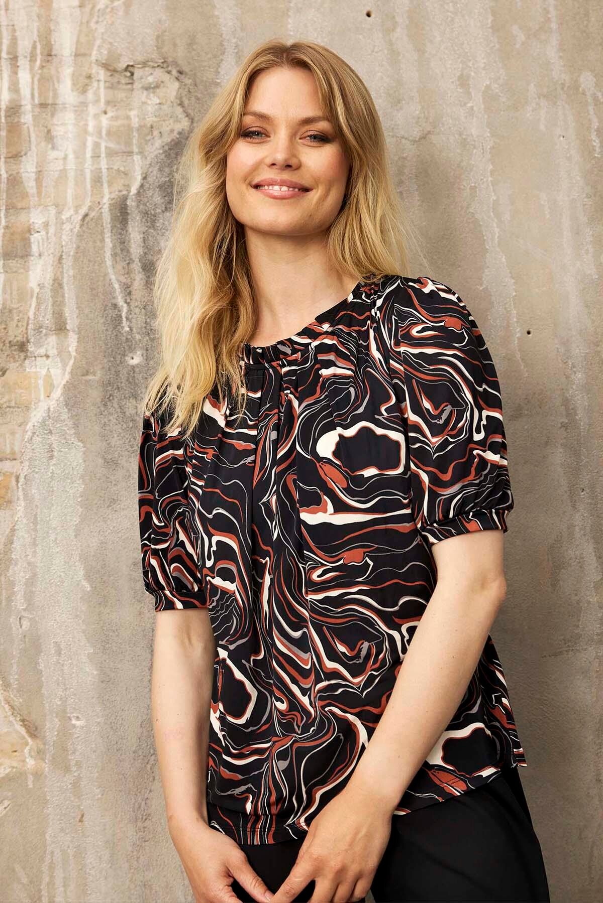 Front Grazia Bluse Farve: Black Størrelse: Dame
