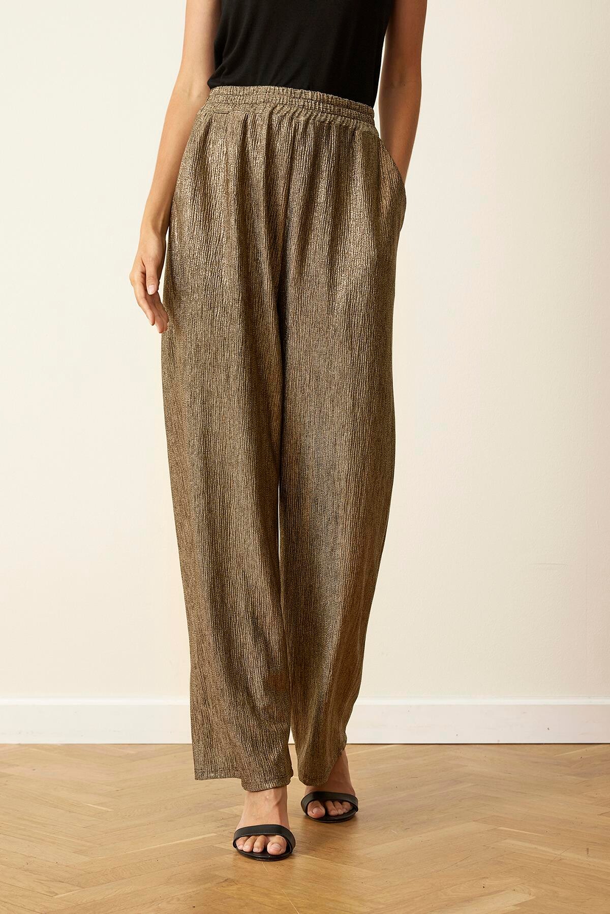 Front Aena Pants 15978 016 Old Gold 016