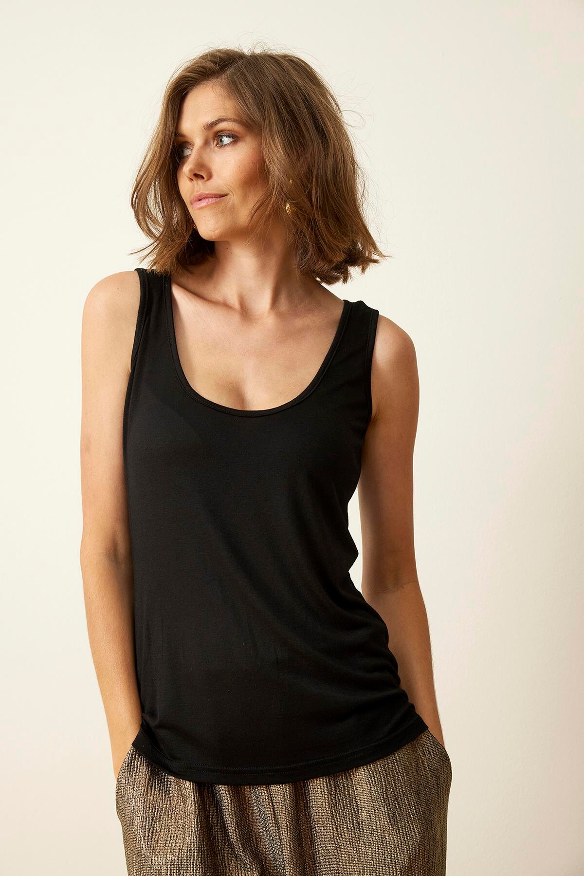 Billede af IN FRONT Slip Tank Top, Farve: Black, Størrelse: M, Dame