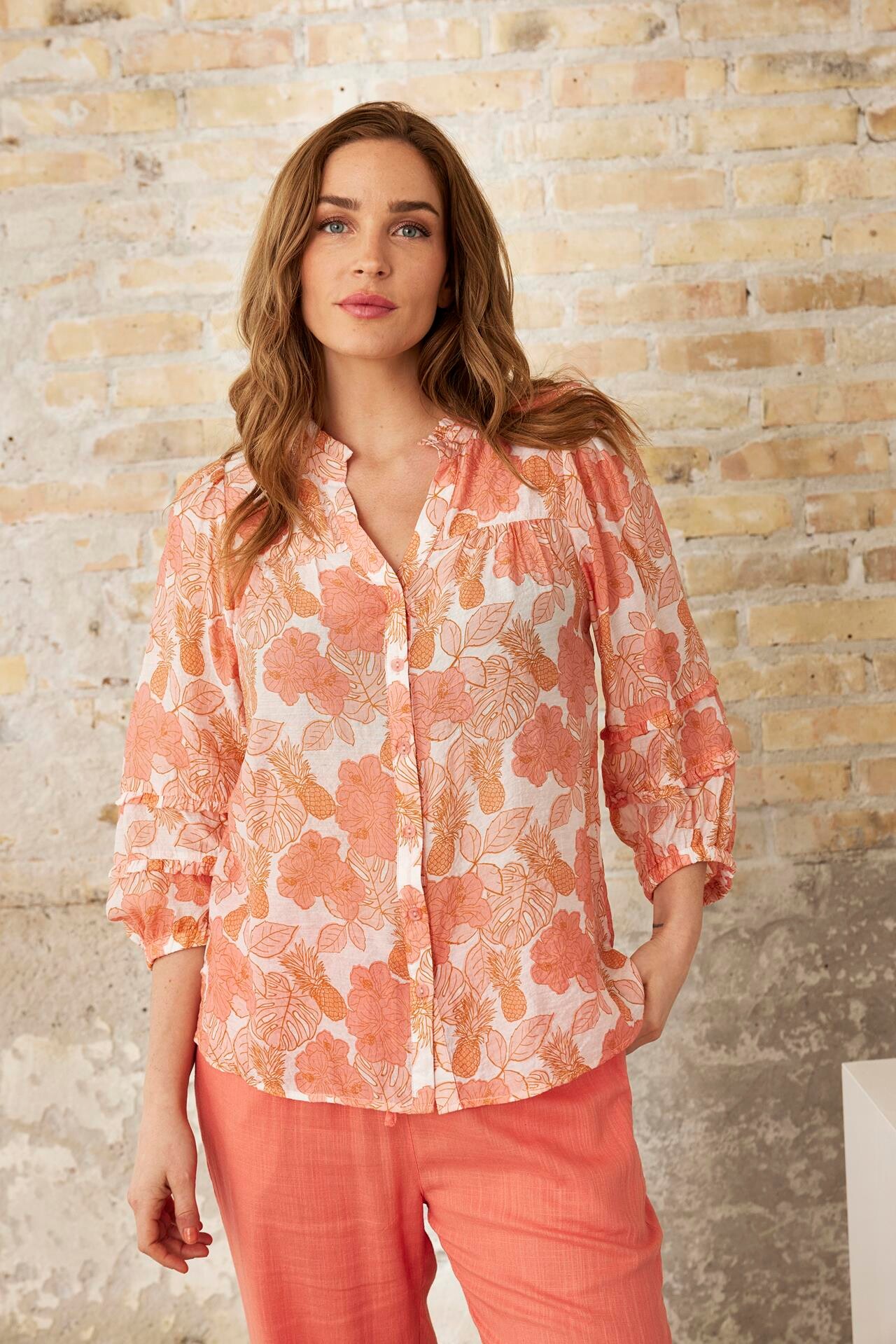 Se IN FRONT Exotic Skjorte, Farve: Coral, Størrelse: L, Dame hos Infront Women