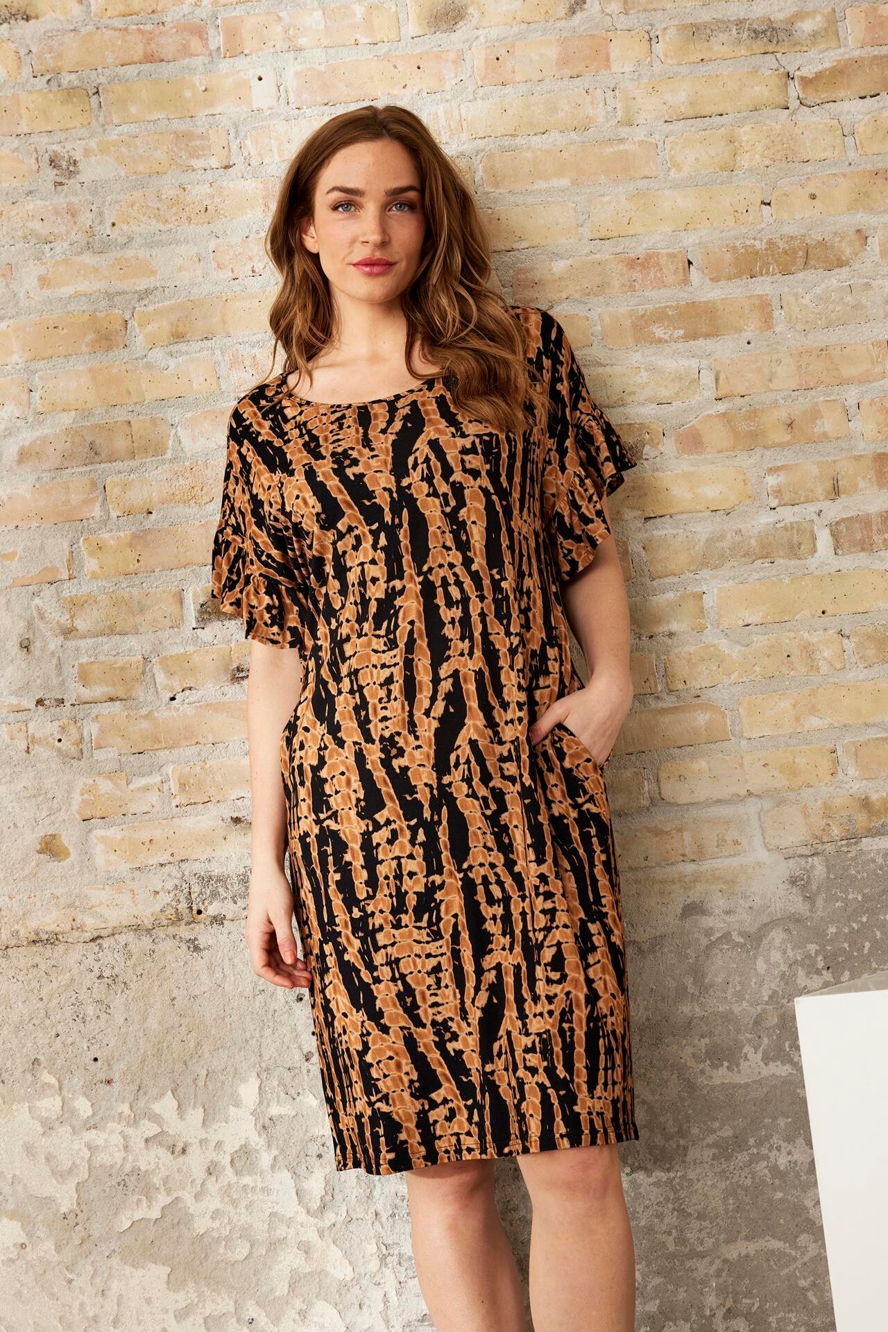 IN FRONT PHILIPPA DRESS 16248 999 (Black 999)