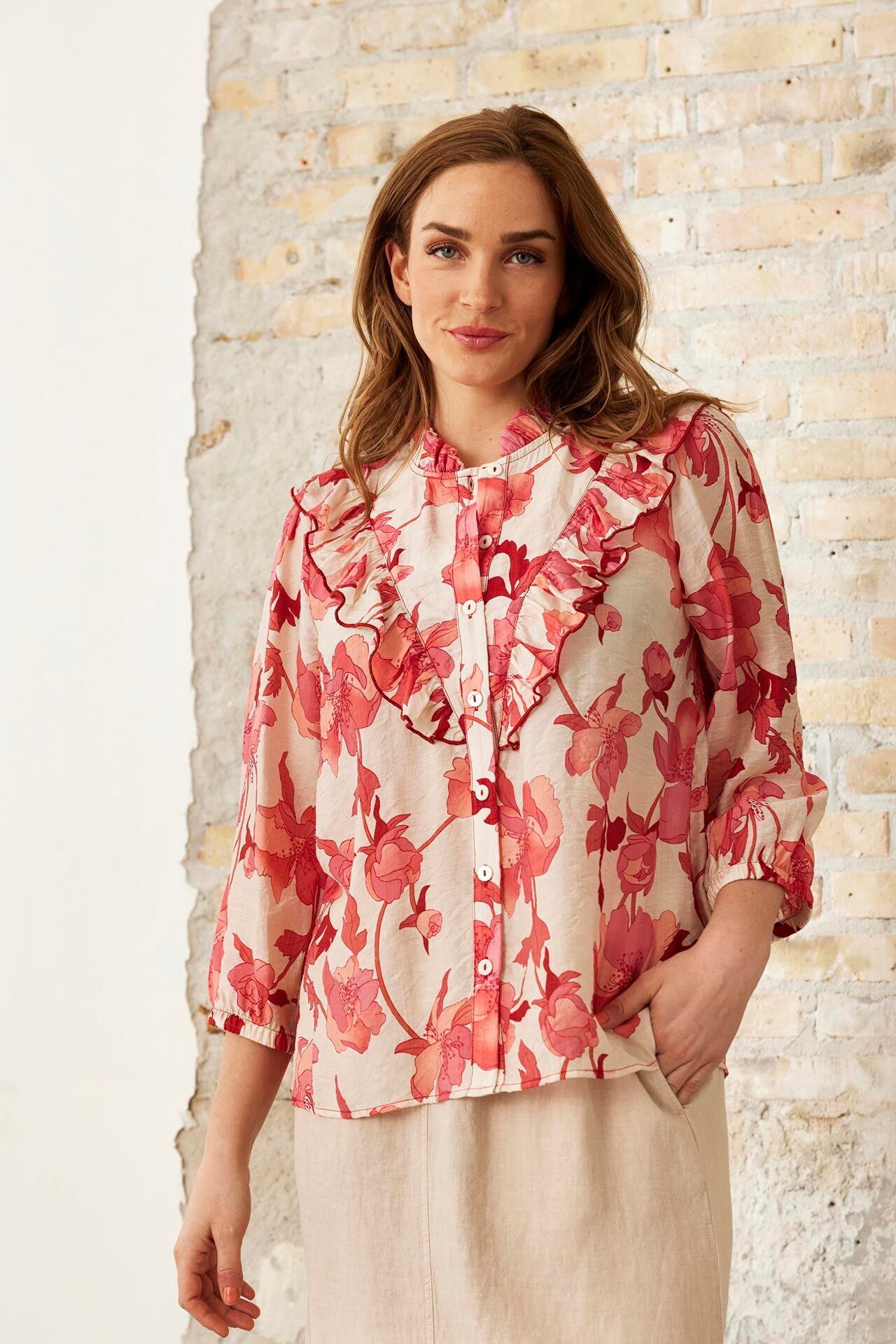 Se IN FRONT Summer Skjorte, Farve: Coral Rose, Størrelse: M, Dame hos Infront Women