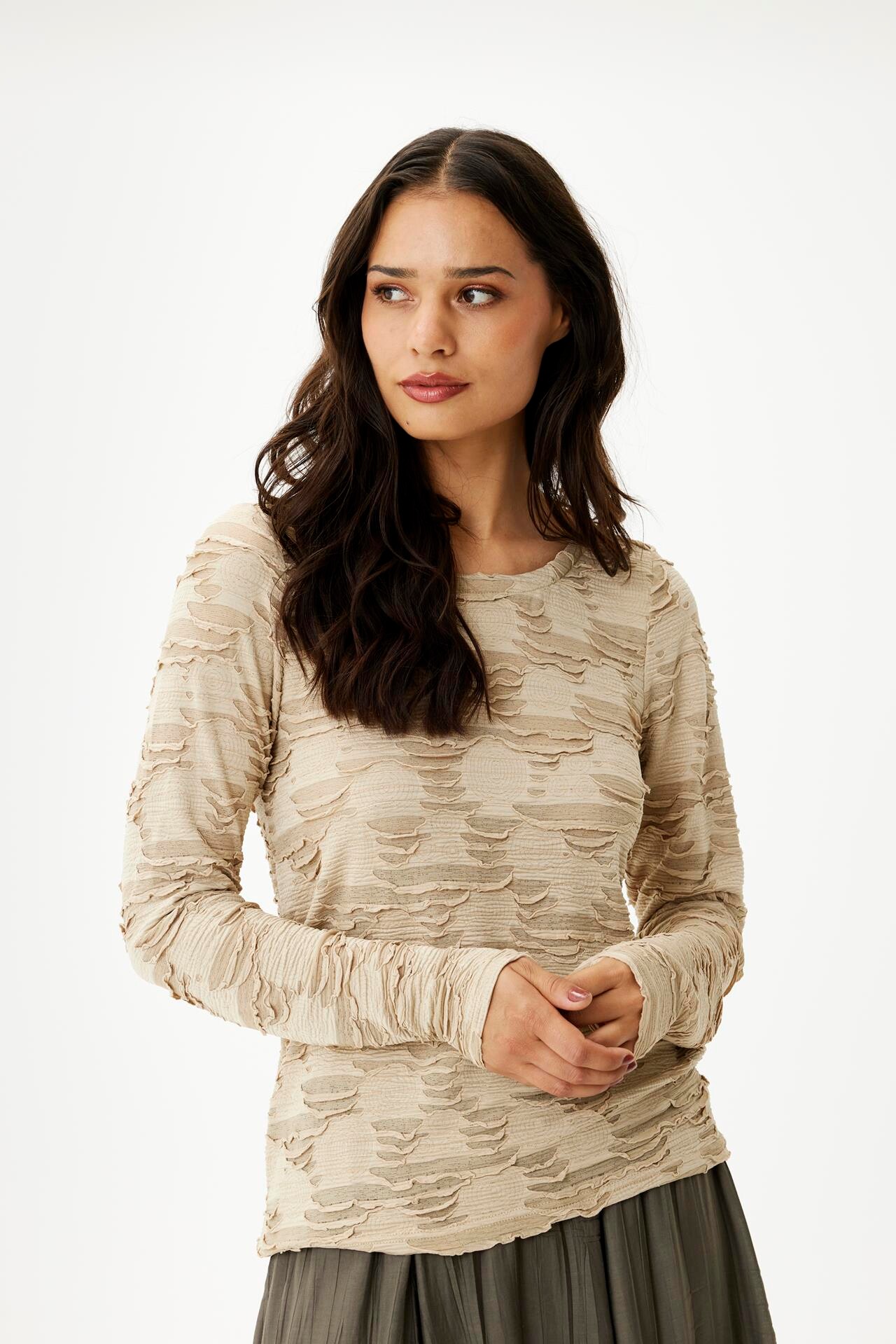 Front Lotus Shirt Farve: Sand Størrelse: Dame