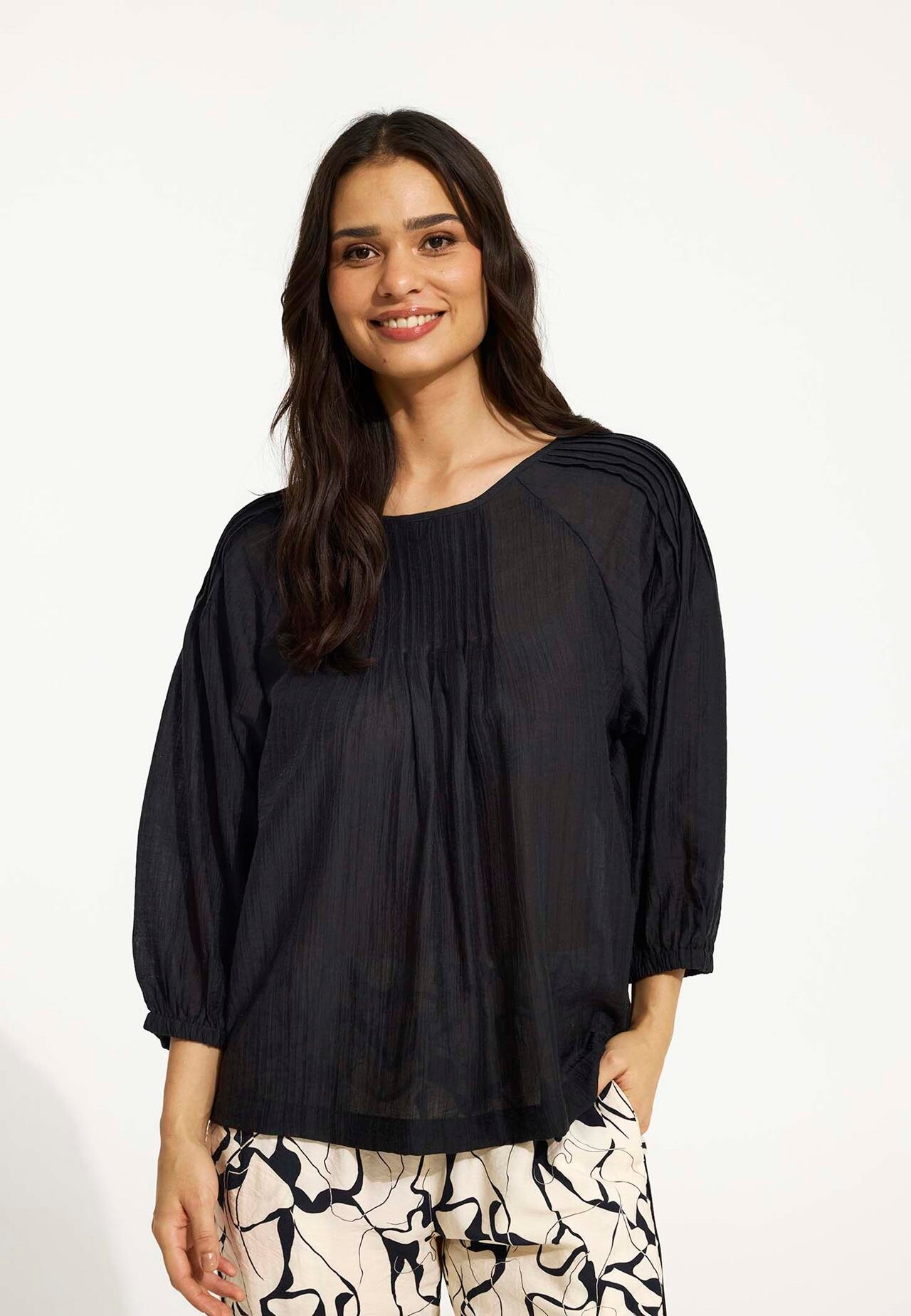 IN FRONT BEATE BLOUSE 16552 999 (Black 999)