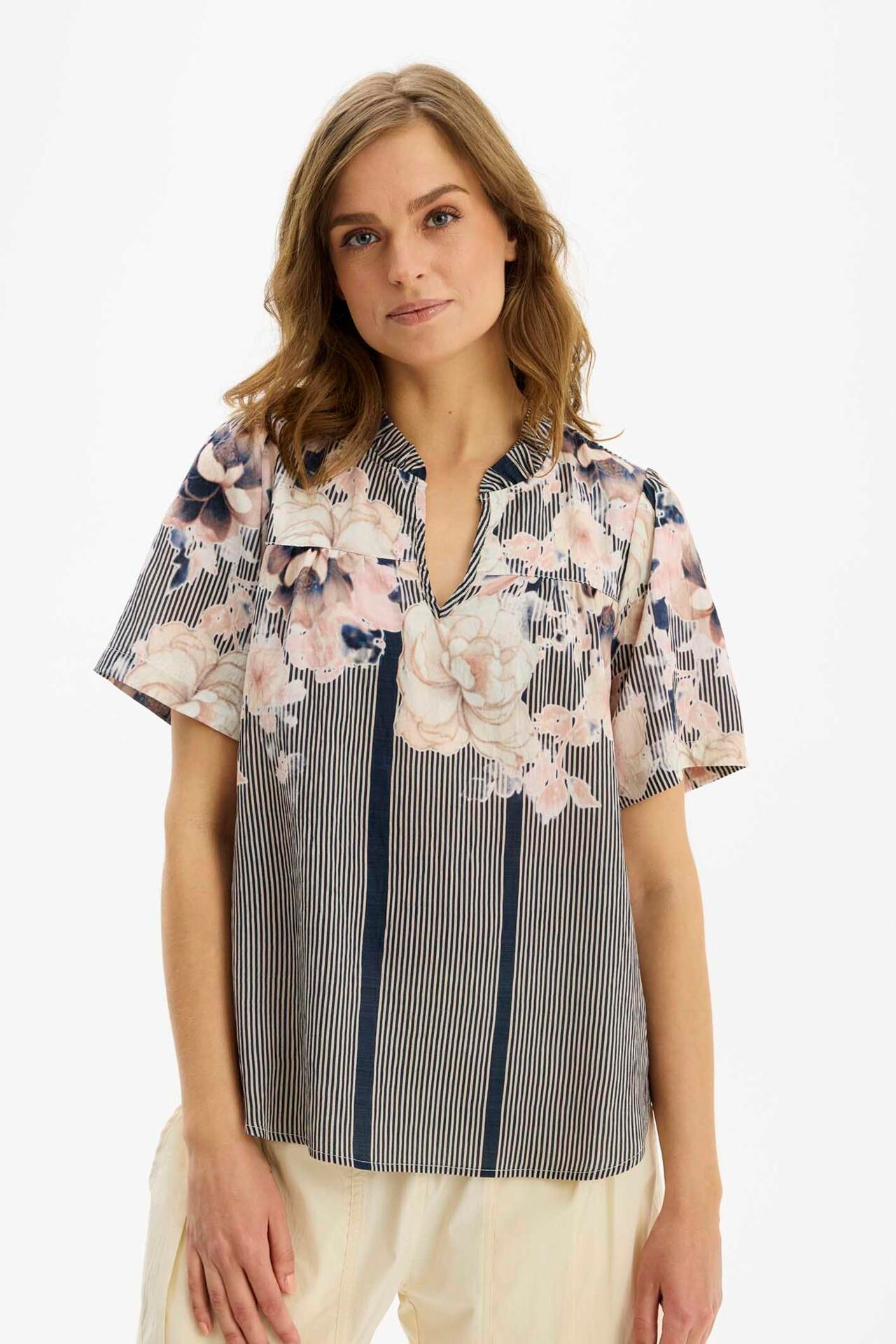 IN FRONT ELVA BLOUSE 16624 501 (Blue 501)