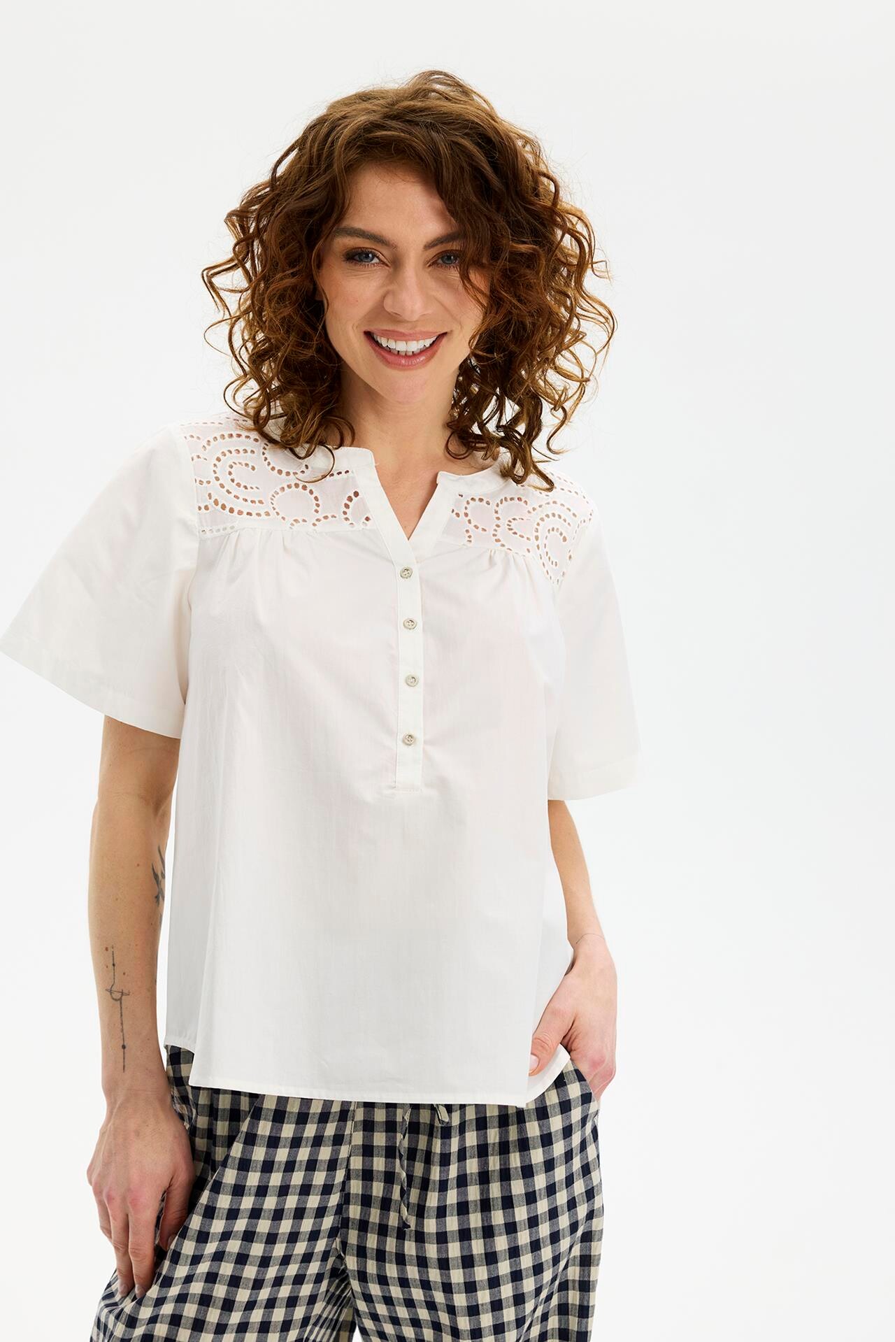 IN FRONT KIRSTEN BLOUSE 16626 010 (White 010)