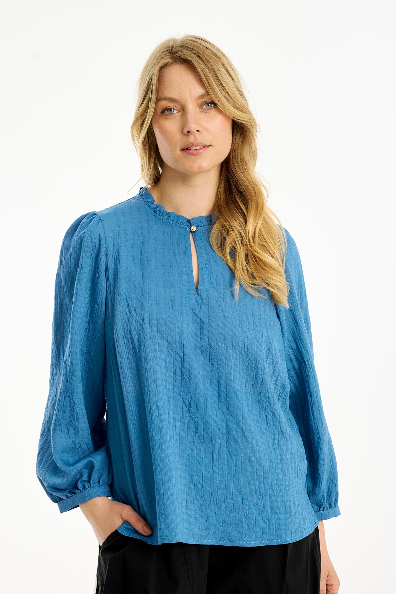 IN FRONT FRANNY BLOUSE 16759 16759 501 (Blue 501)