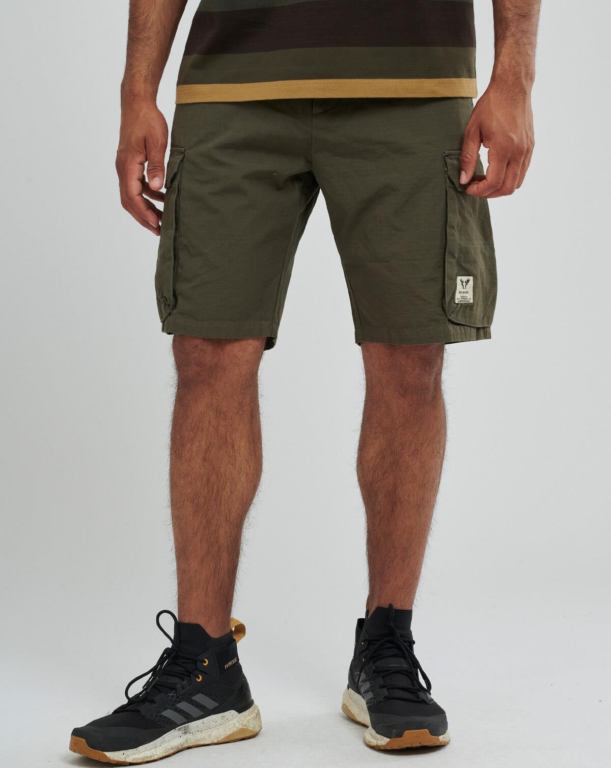 #3 - Fat Moose Tap Cargo Shorts (Oliven, XL)