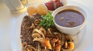 cafe dansk bøf