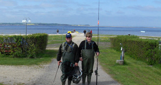 lystfiskeri hornfisk far og søn