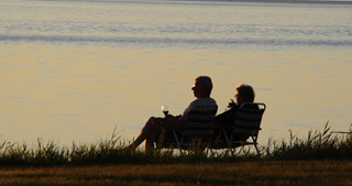 2 personer ved stranden