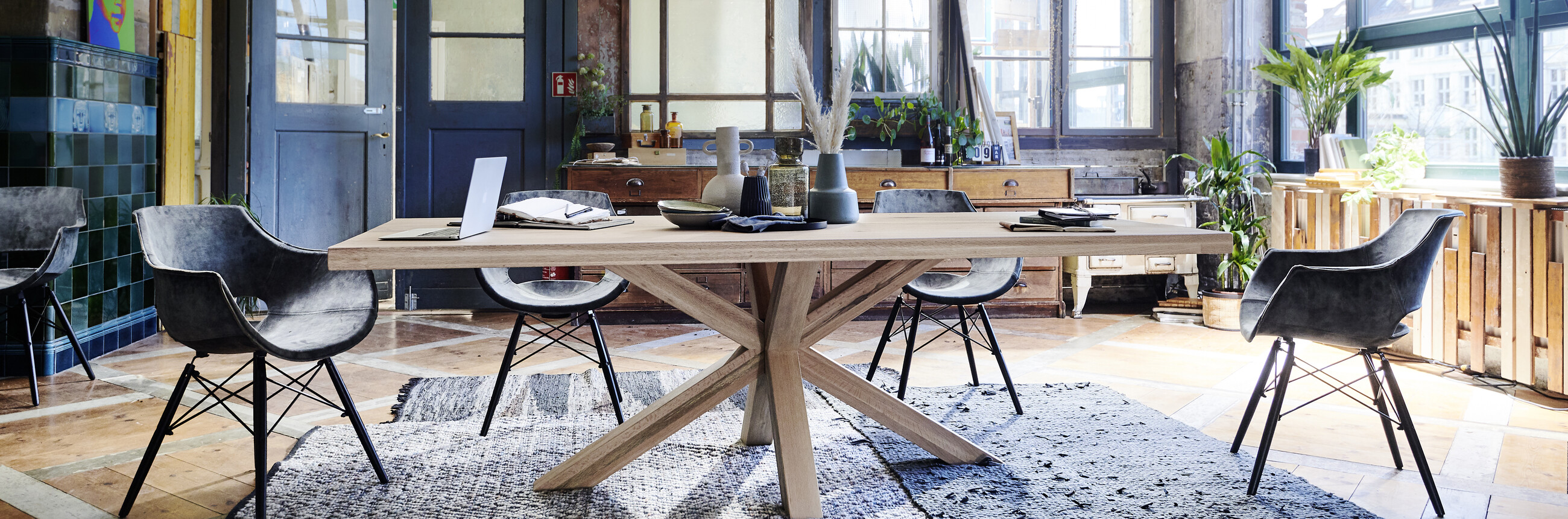 Design your own furniture 100s of options. View here