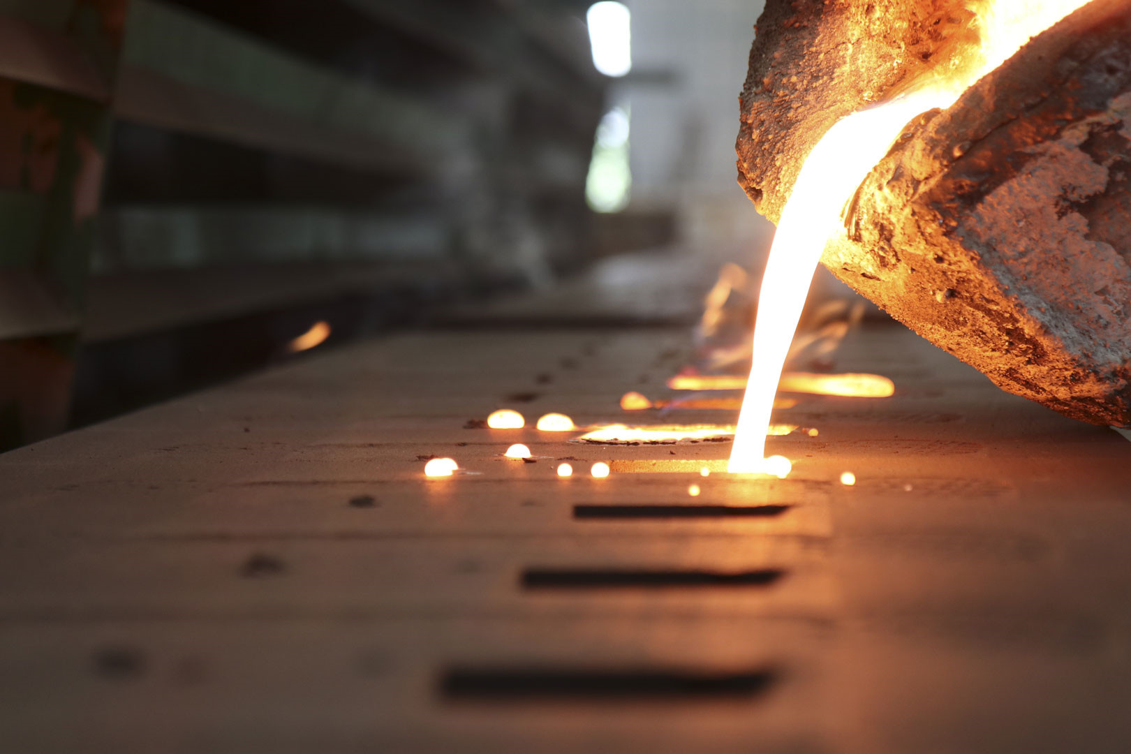 Advantages of cast iron Cast iron vs steel Cast iron vs sand castings Cast iron vs